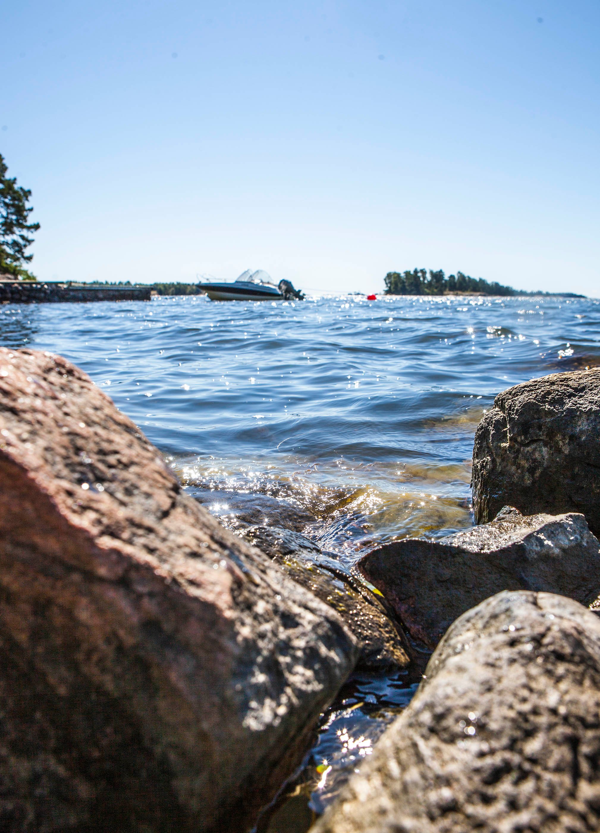 Sunhouse huvila Kirkkonummen Porkkalassa