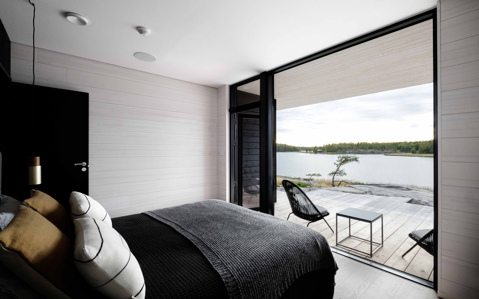 Moderni huvila ja sauna Uudessakaupungissa