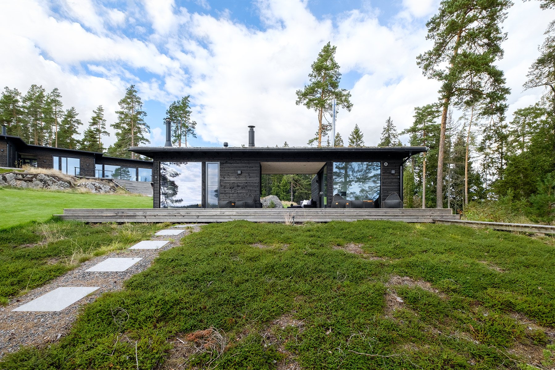 Huvila, sauna ja aitta Tammisaaressa
