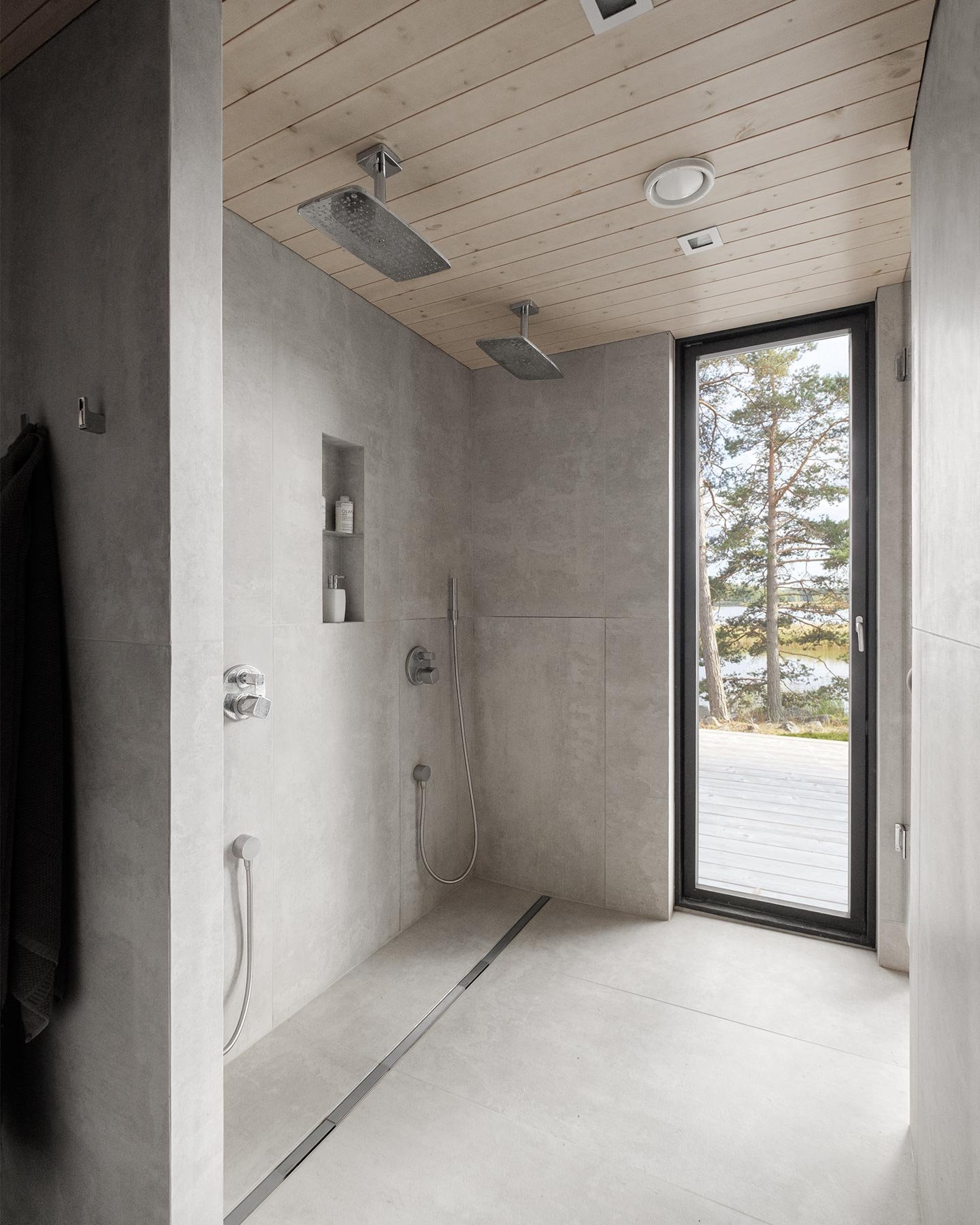 Huvila-ja-sauna-meren-rannalla-2332