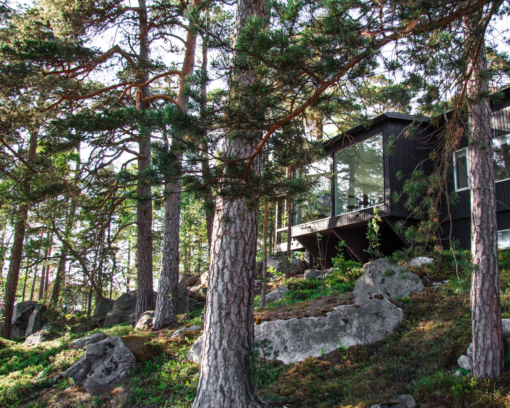 Moderni vapaa-ajan asunto ja sauna Helsingin saaristossa